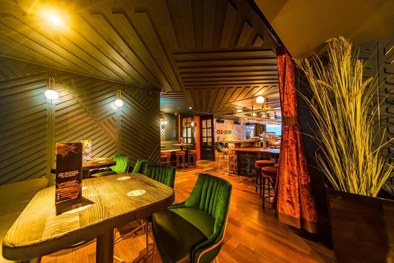 The Old Quarter Townhouse Hotel ลิเมอริค ภายนอก รูปภาพ
